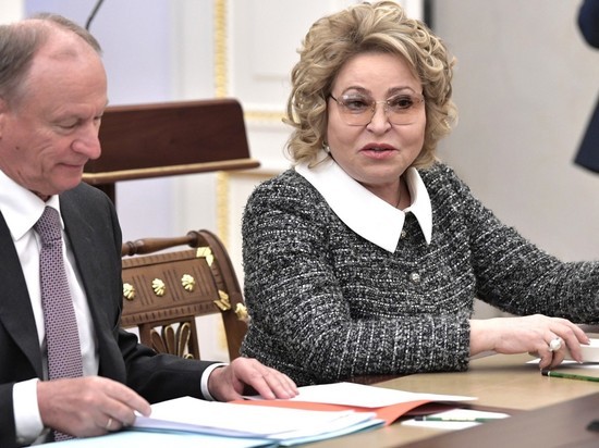 «Ъ»: Матвиенко может покинуть свой пост в Совете Федерации