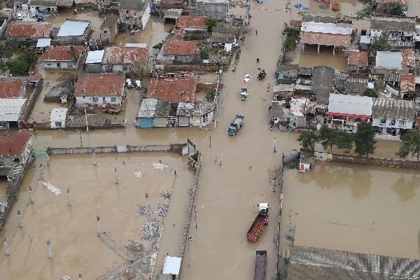 Число жертв наводнений в Иране превысило 70 человек - «Новости Дня»