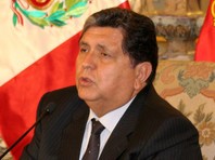 Экс-президент Перу Алан Гарсия впал в кому после попытки застрелиться при задержании - «Новости дня»