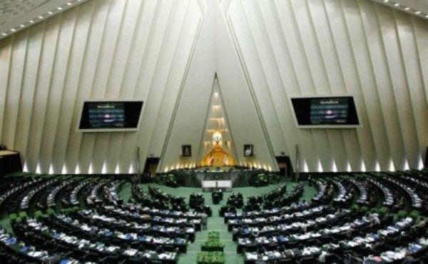 Иран законом вменил командованию ВС США в регионе «террористический» статус - «Новости Дня»