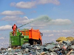 Половина россиян отказалась платить за мусор - «Технологии»