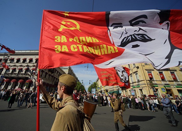 Правнук Сталина назвал «моральными уродами» тех, кто восхищается его прадедом - «Новости дня»