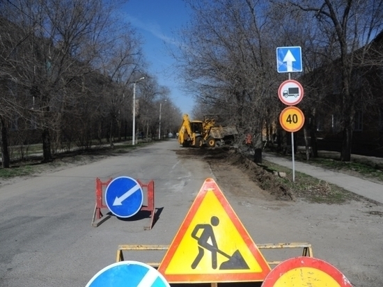 В Волжском ремонтируют дорогу на улице 19-го Партсъезда