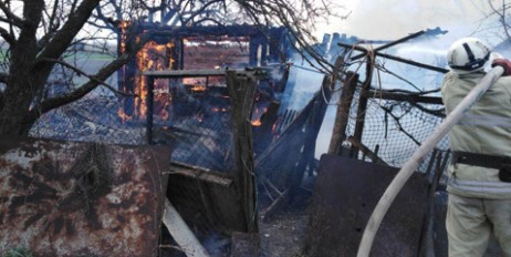 В Запорожье в результате пожара в строительном вагончике погибли три человека - «Мир»