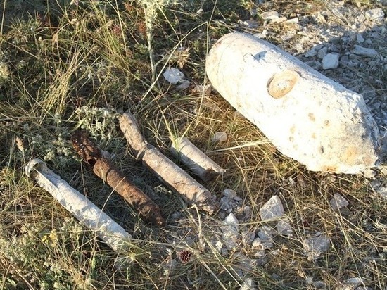 Авиабомбу ликвидировали в 500 метрах от калужской деревни