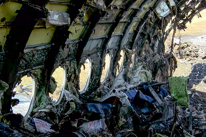 Из хвоста сгоревшего SSJ-100 спаслись только два пассажира - «Новости дня»