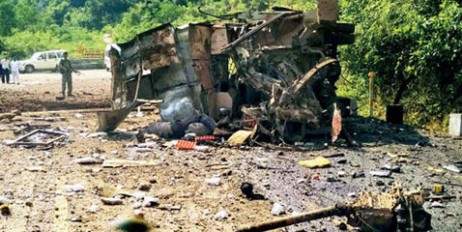 Не менее 15 военных погибли при взрыве в Индии - «Экономика»