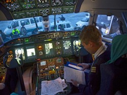 Десятки российских пилотов с недействительными дипломами остались без работы - «Новости дня»