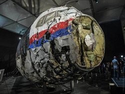 Подозрение по делу о крушении MH17 могут предъявить украинскому полковнику Безъязыкову - «Новости дня»