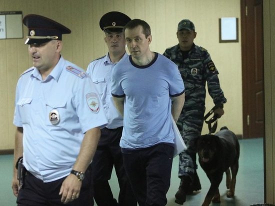Правозащитники рекомендовали администрации «Лефортово» предоставить Захарченко дантиста