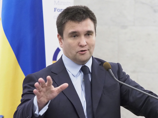Украина требует постоянного международного присутствия в Крыму