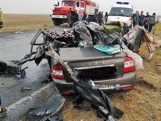 В аварии на калмыцкой дороге погибли пять человек