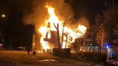 В Шиесе сожгли дом инициатора диалога с экоактивистами - «Новости дня»