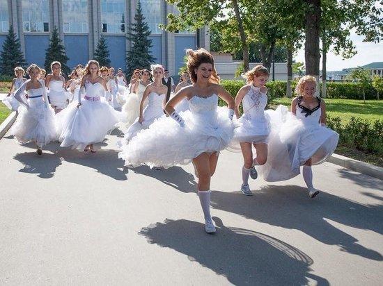 В Железноводске невесты в платьях пробегут два с половиной километра