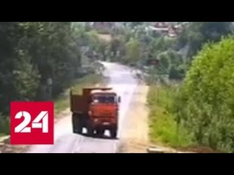 На Кубани неизвестные за три дня построили объездную дорогу вокруг пункта весового контроля - Росс… - (видео)