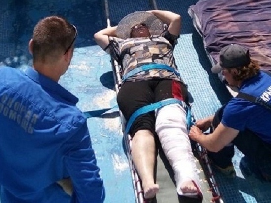 На ЮБК пенсионерка травмировалась в бассейне: вызывали бригаду МЧС