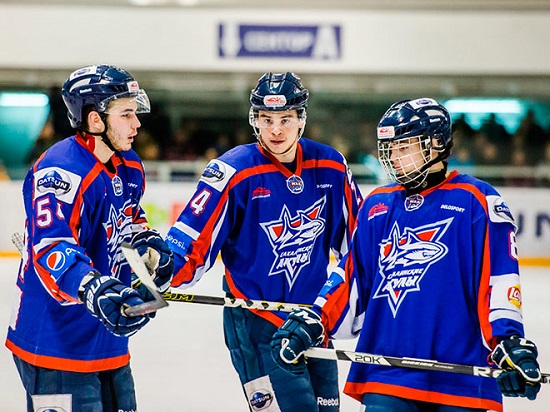 «Сахалинские акулы» вновь в Молодежной хоккейной лиге
