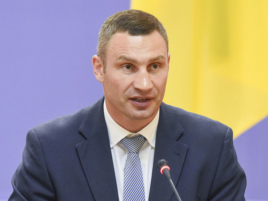 В Администрации Зеленского призывают не политизировать увольнение Кличко