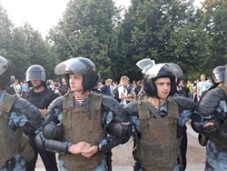 В Москве задержали около 1300 демонстрантов - «Технологии»