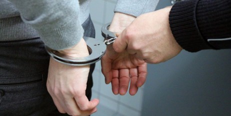 В Одессе злоумышленник под видом полицейского грабил иностранцев - «Политика»