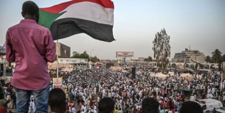 В Судане десятки человек погибли в результате разгона митинга - «Автоновости»