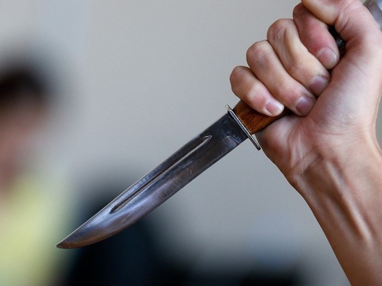 В Твери следователи выясняли, как женщина убила сожителя ударом ножа